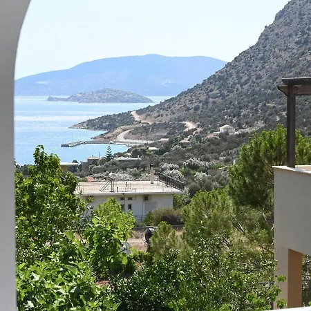 Holiday home Nicole's